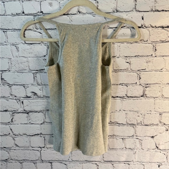 Gray Tank Top - Picture 2 of 3